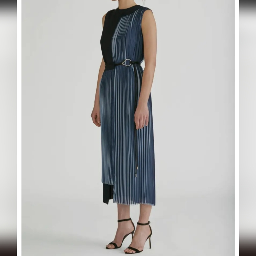 Yigal Azrouel Inc Two tone pleated crew neck dress with wrap belt NWT size 12